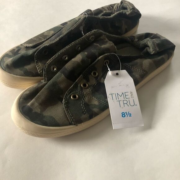 Camo Canvas Shoes Womens 8.5 Slip On - Picture 1 of 4